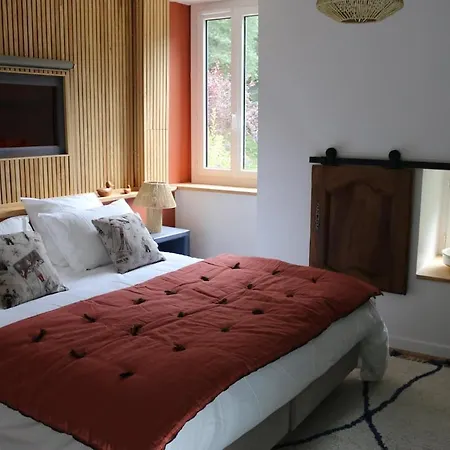 Chalet Maison De Montagne, 140 M2, 3 Chambres, 2 Sdb *